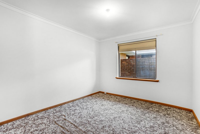 Photo - 70 George Street, Stirling WA 6021 - Image 16