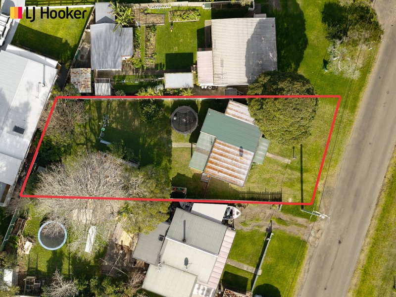 Photo - 70 Greens Road, Greenwell Point NSW 2540 - Image 2