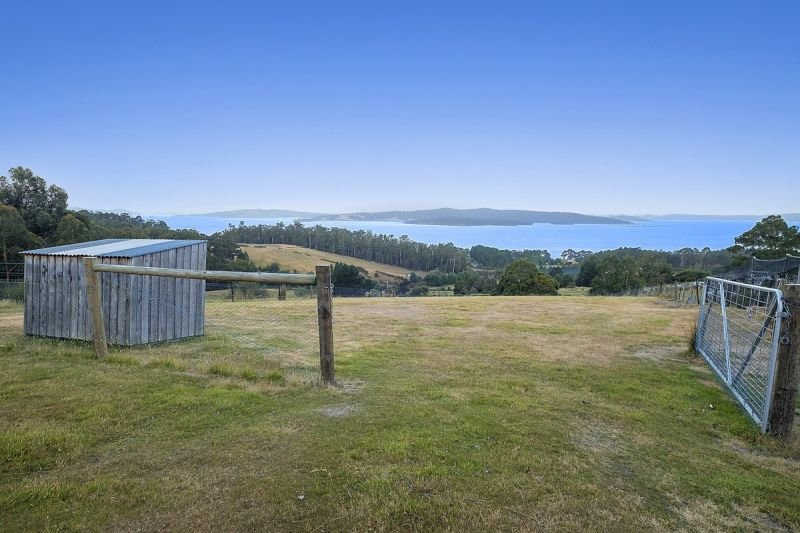 Photo - 70 Gumpits Road, Birchs Bay TAS 7162 - Image 14