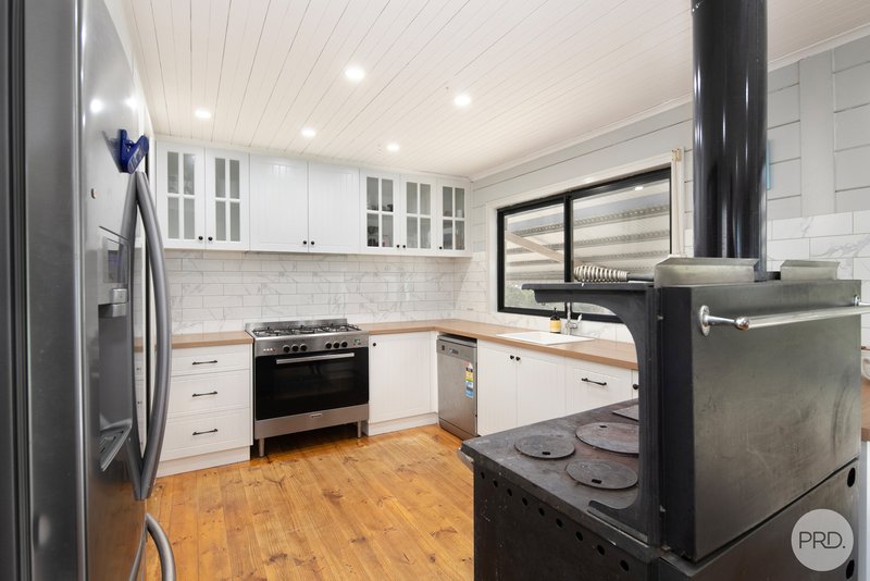 Photo - 70 Haighs Lane, Snake Valley VIC 3351 - Image 6
