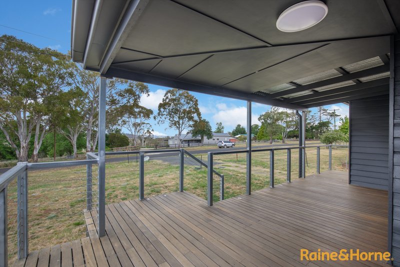 Photo - 70 Hardinge Street, South Guyra NSW 2365 - Image 2