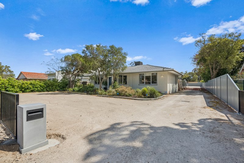 Photo - 70 Heath Road, Kalamunda WA 6076 - Image 35