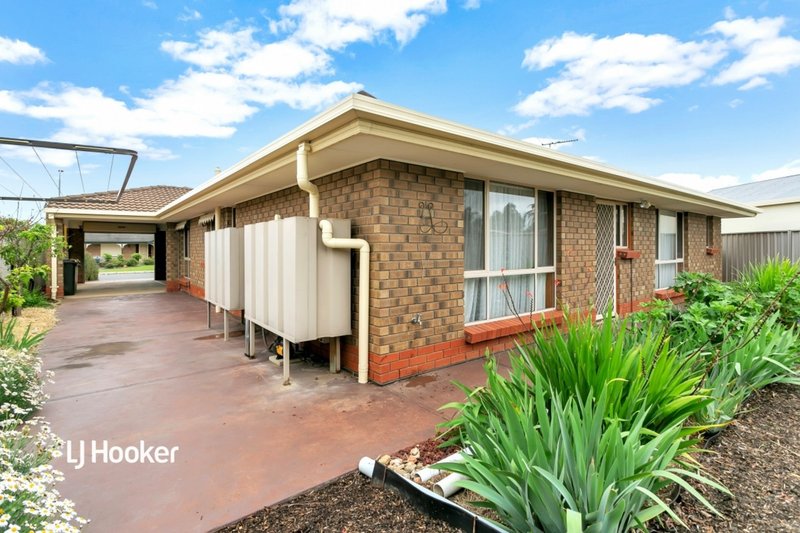 Photo - 70 Henderson Avenue, Pooraka SA 5095 - Image 14