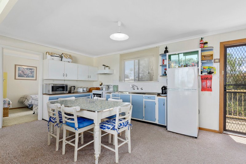 Photo - 70 Hosking Road, Tiddy Widdy Beach SA 5571 - Image 6