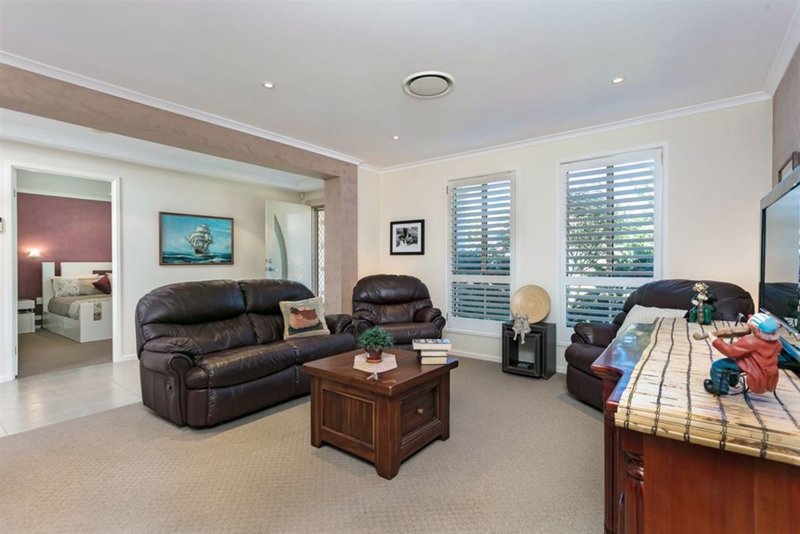 Photo - 70 Hungerford Drive, Glenwood NSW 2768 - Image 3