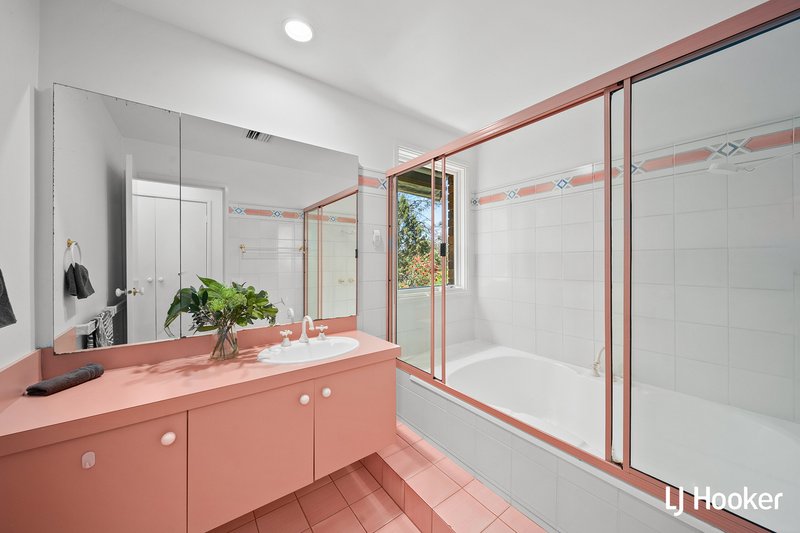 Photo - 70 Jaeger Circuit, Bruce ACT 2617 - Image 20