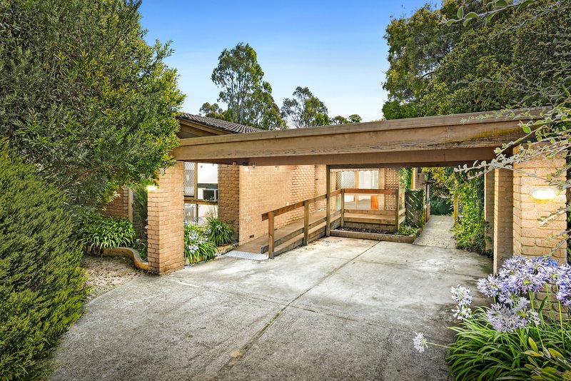 70 Jull Parade, Ringwood North VIC 3134