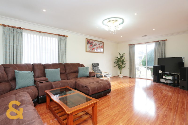 Photo - 70 Kennedy Parade, Roxburgh Park VIC 3064 - Image 2