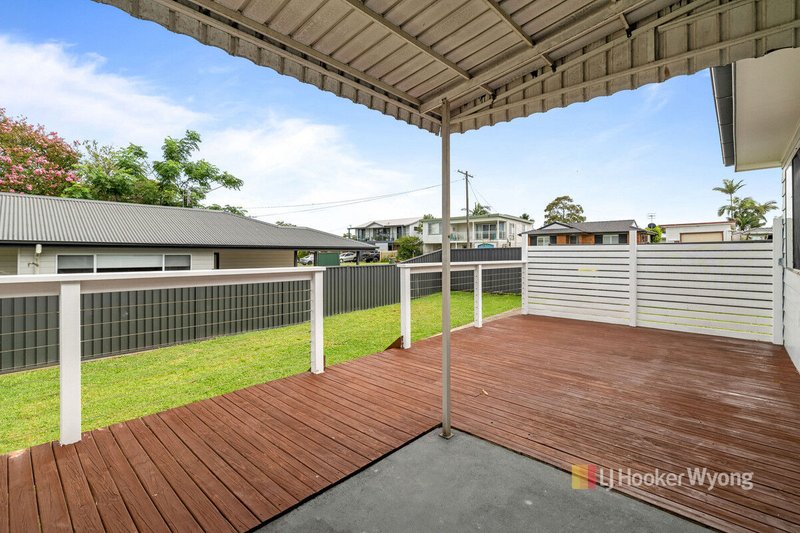 Photo - 70 Laelana Avenue, Halekulani NSW 2262 - Image 7