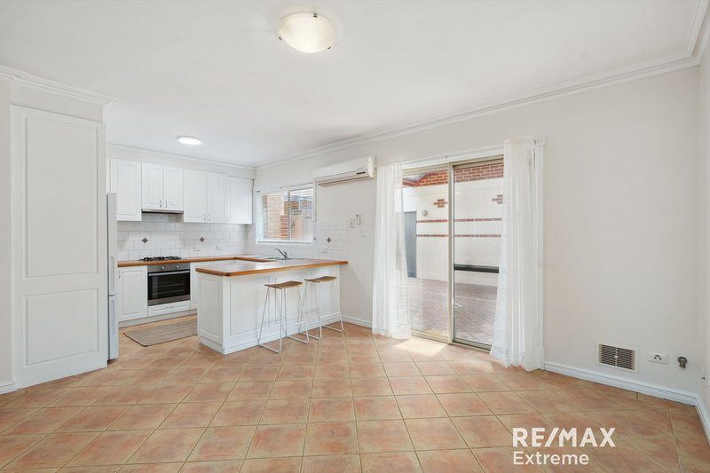 Photo - 70 Lakeside Drive, Joondalup WA 6027 - Image 7