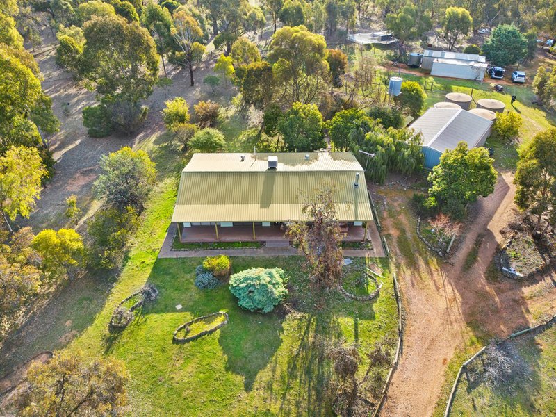 Photo - 70 Lamplough Heights Road, Lamplough VIC 3352 - Image 2