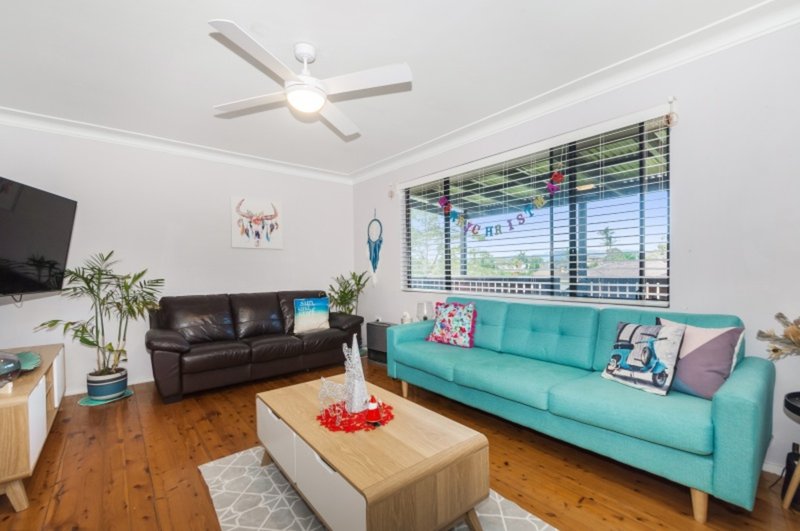 Photo - 70 Landy Drive, Mount Warrigal NSW 2528 - Image 3