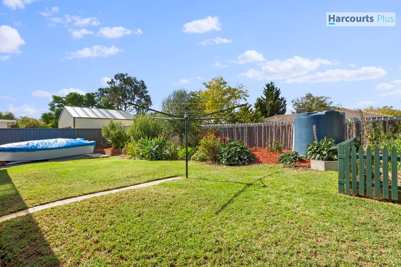 Photo - 70 Lemon Road, Trott Park SA 5158 - Image 12