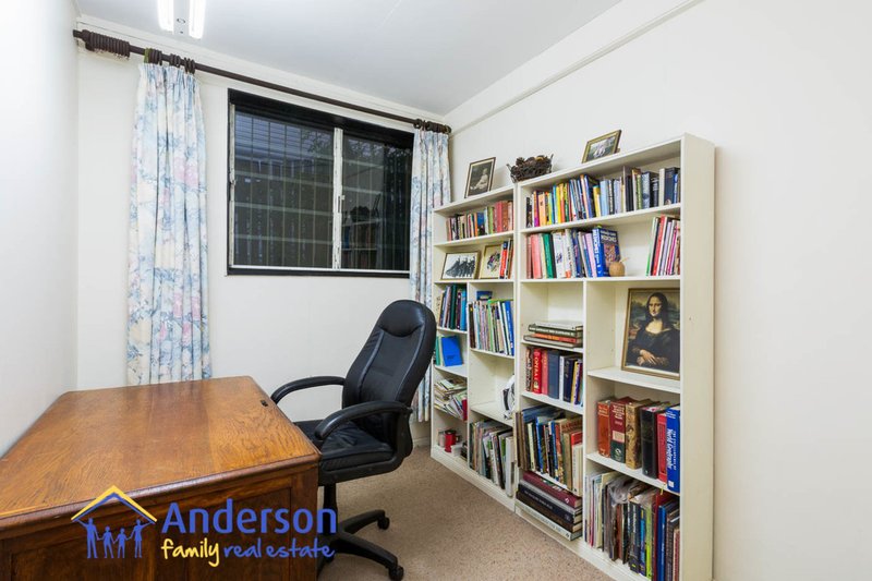 Photo - 70 Ludlow Street, Chapel Hill QLD 4069 - Image 13