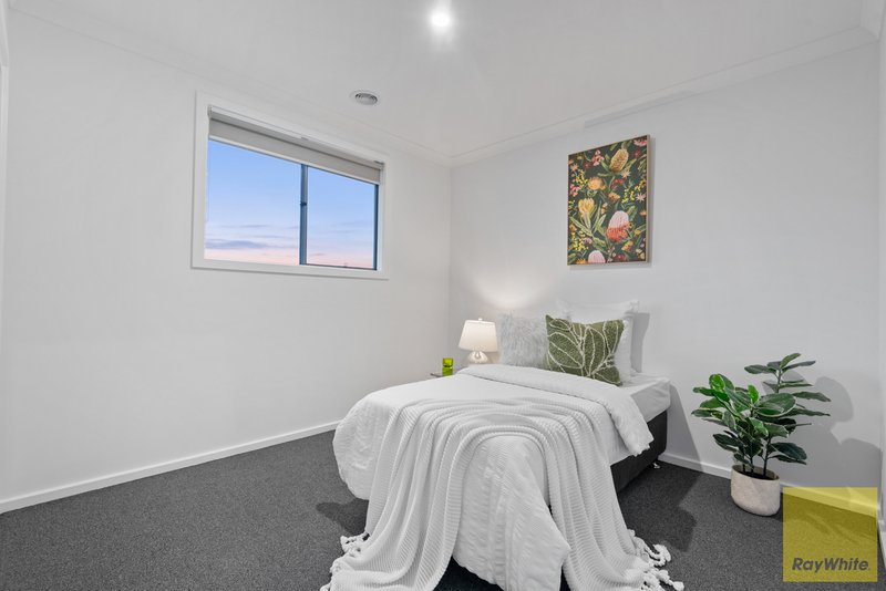 Photo - 70 Makedonia Street, Tarneit VIC 3029 - Image 15