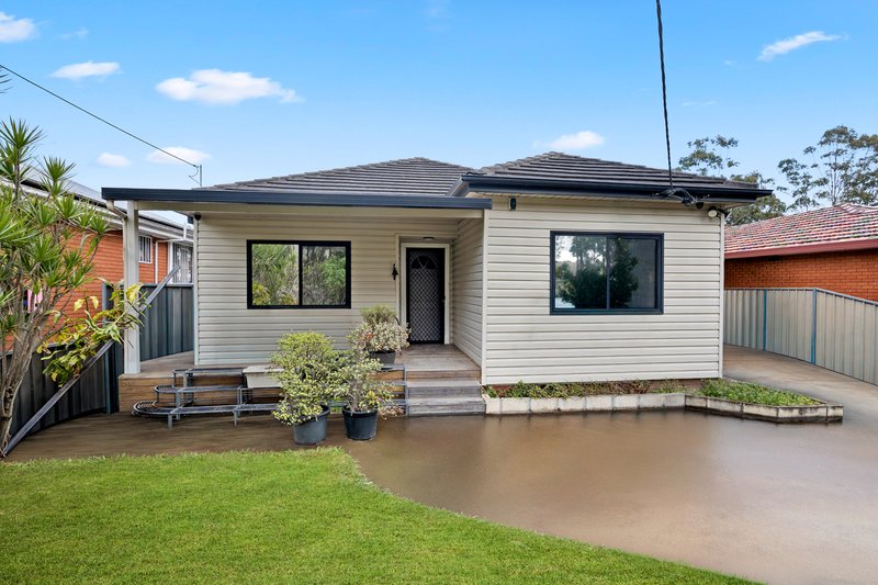 Photo - 70 Malta Street, Fairfield East NSW 2165 - Image 2