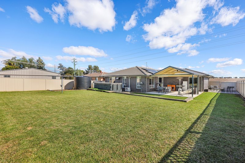 Photo - 70 Marathon Street, Westdale NSW 2340 - Image 7