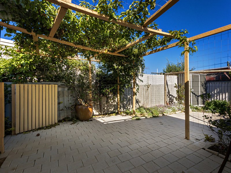 Photo - 70 Mariners Lane, West End WA 6530 - Image 11