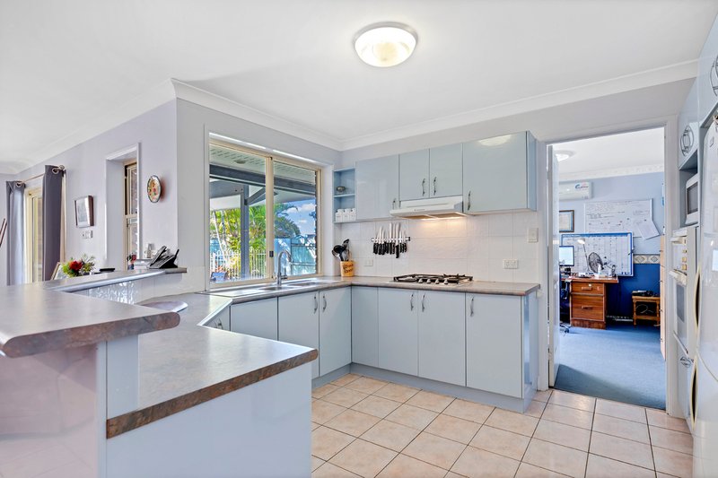 Photo - 70 Maroochy Waters Drive, Maroochydore QLD 4558 - Image 4