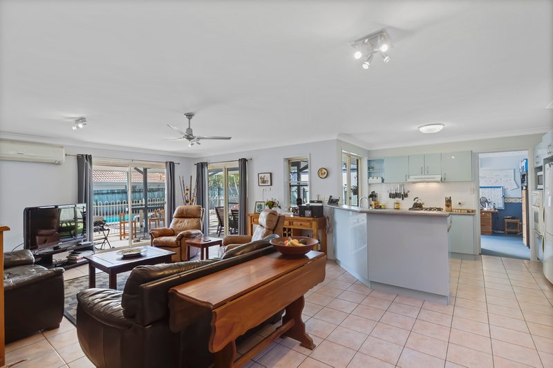 Photo - 70 Maroochy Waters Drive, Maroochydore QLD 4558 - Image 5