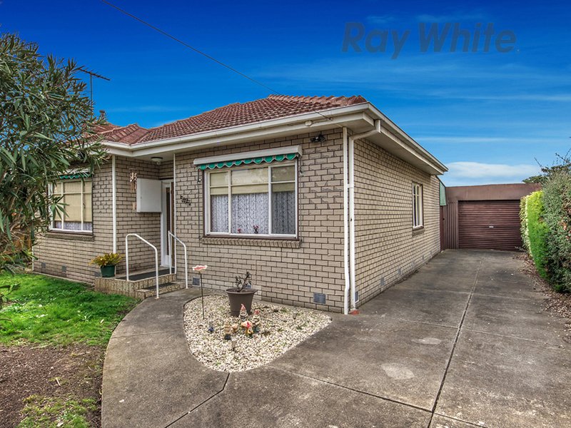 70 Millawa Avenue, St Albans VIC 3021