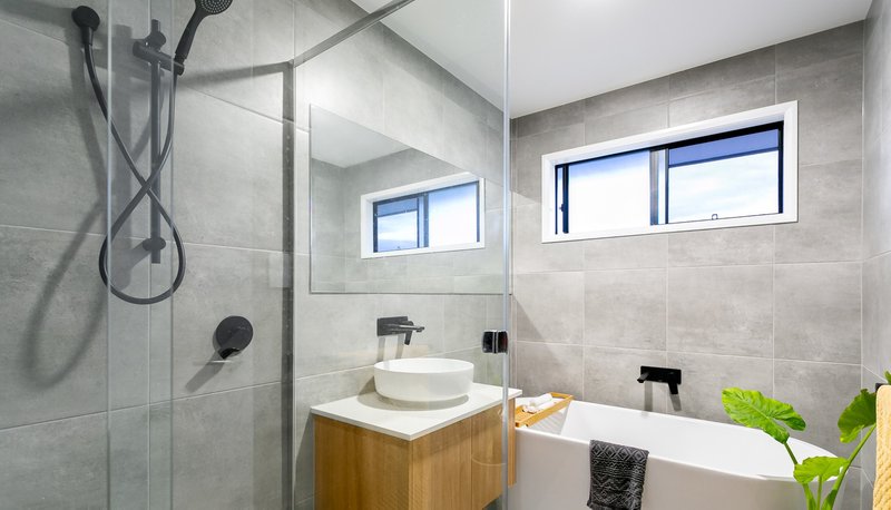 Photo - 70 Morna Street, Newport QLD 4020 - Image 5