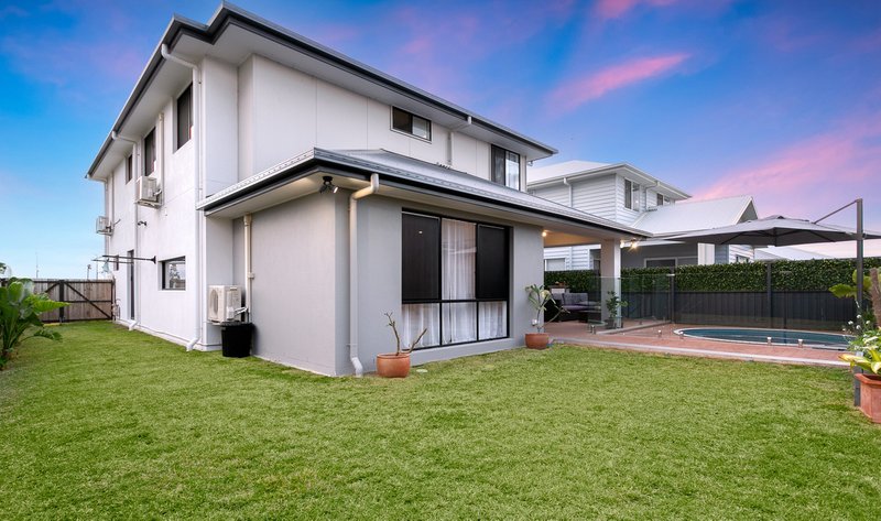 Photo - 70 Morna Street, Newport QLD 4020 - Image 9
