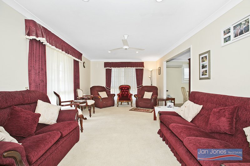 Photo - 70 Morris Road, Rothwell QLD 4022 - Image 3