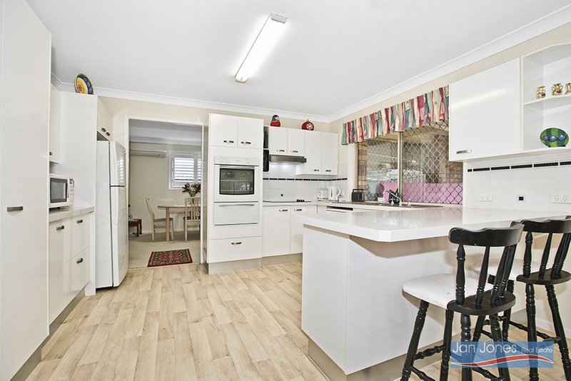 Photo - 70 Morris Road, Rothwell QLD 4022 - Image 5