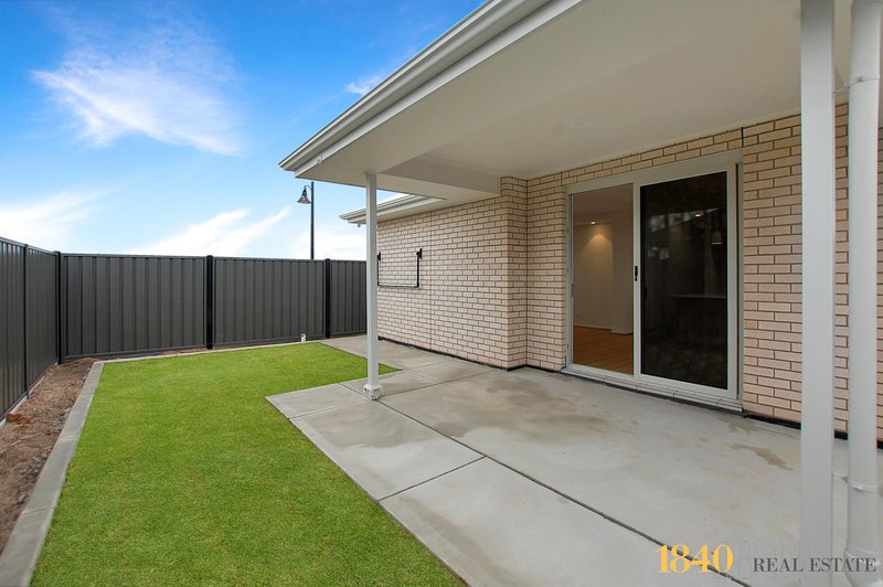 Photo - 70 Newton Boulevard, Munno Para SA 5115 - Image 10