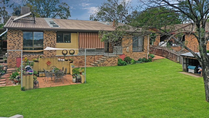 Photo - 70 Nowland Avenue, Quirindi NSW 2343 - Image 4