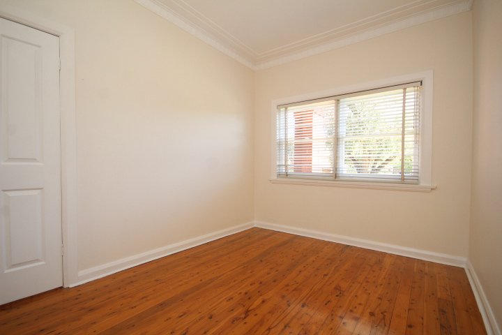 Photo - 70 Oliver Street, Bexley North NSW 2207 - Image 5