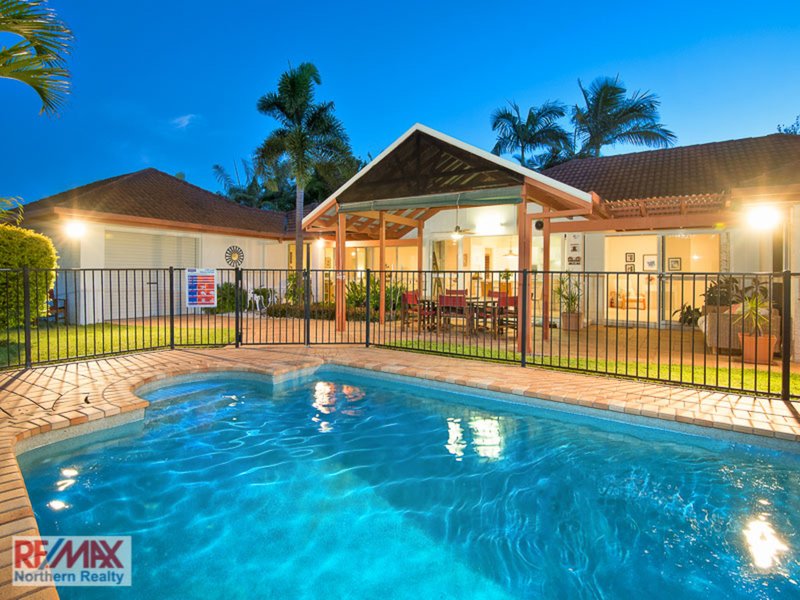 70 Oxford Crescent, Bridgeman Downs QLD 4035