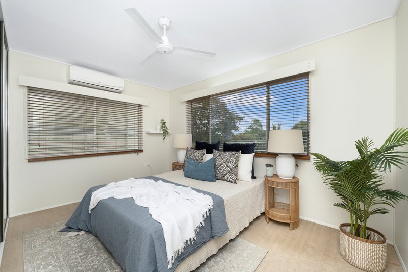 Photo - 70 Peter Street, Kelso QLD 4815 - Image 7