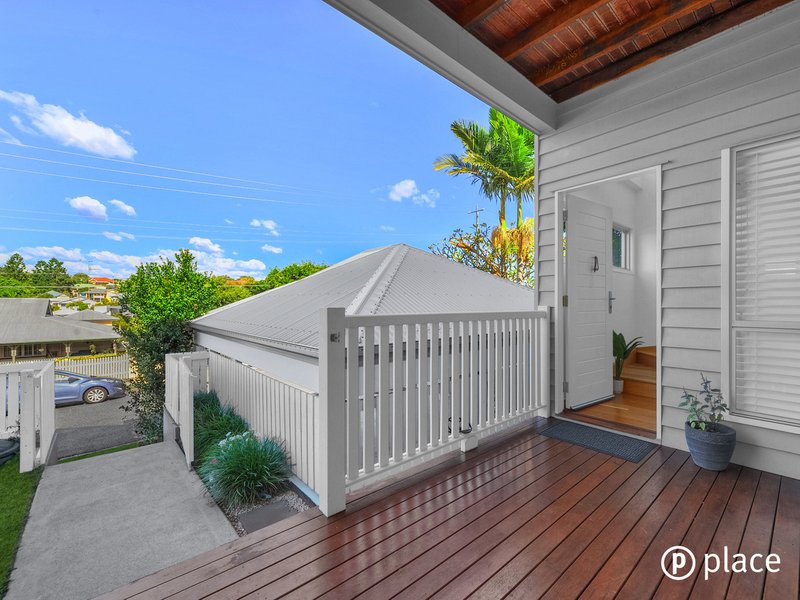 Photo - 70 Plimsoll Street, Greenslopes QLD 4120 - Image 2