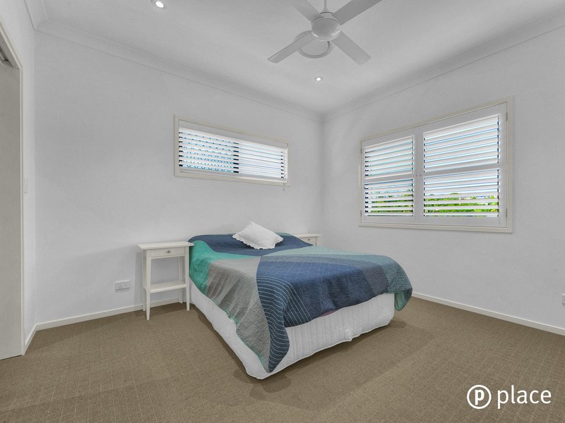 Photo - 70 Plimsoll Street, Greenslopes QLD 4120 - Image 9