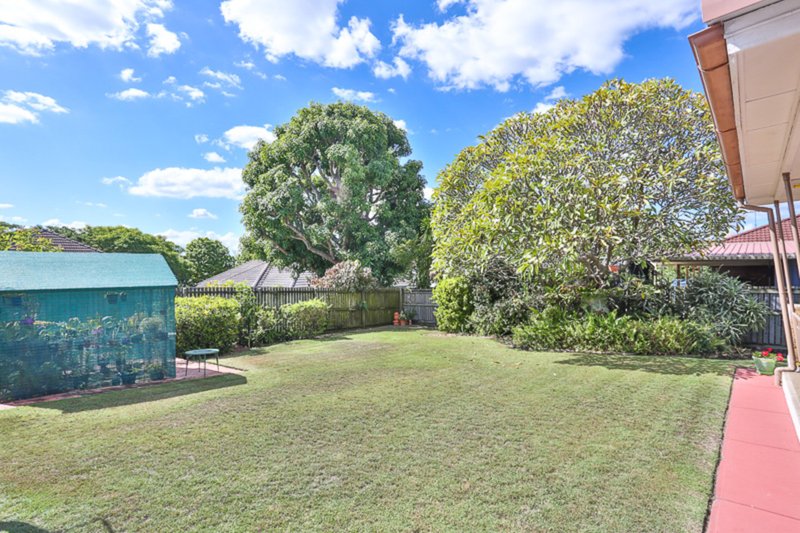 Photo - 70 Poinsettia Street, Inala QLD 4077 - Image 10