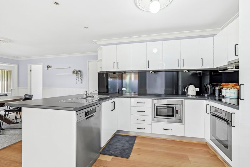 Photo - 70 Porpoise Crescent, Bligh Park NSW 2756 - Image 4