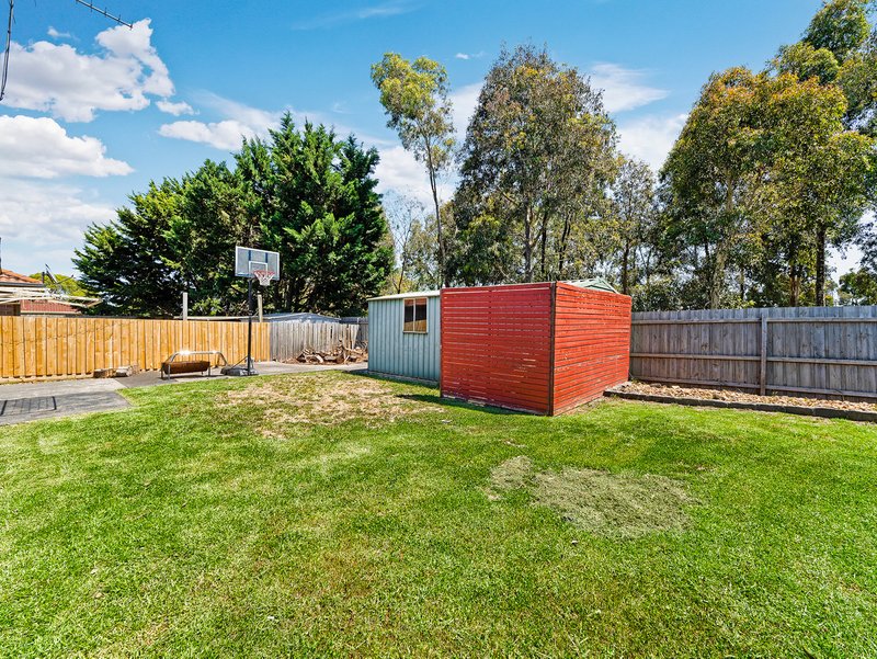 Photo - 70 Raisell Road, Cranbourne West VIC 3977 - Image 22