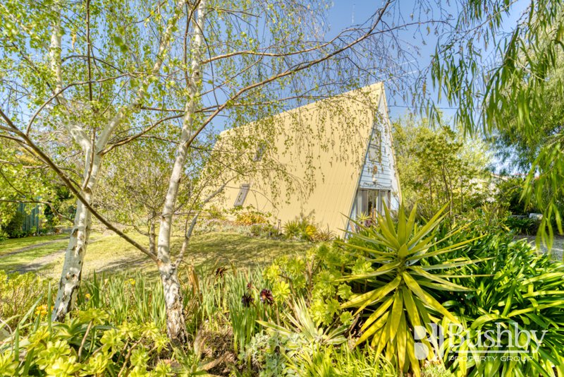 Photo - 70 Richard Street, Bridport TAS 7262 - Image 2