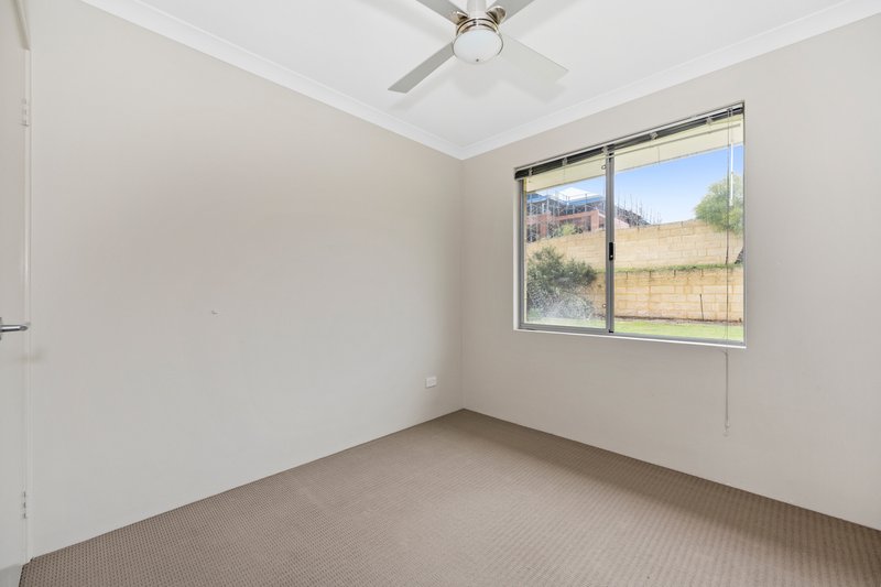 Photo - 70 Richview Ramble , Wannanup WA 6210 - Image 11