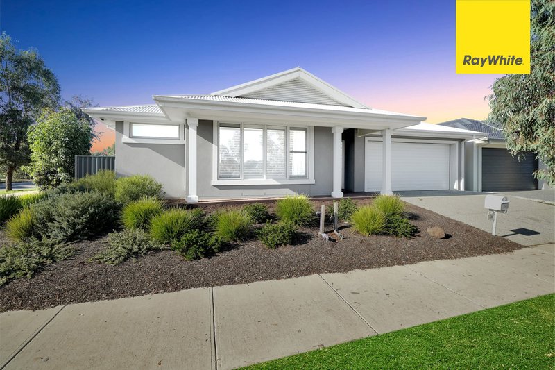 70 Riverside Concourse, Cobblebank VIC 3338