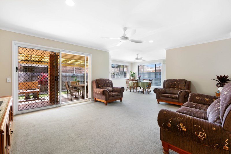 Photo - 70 Ron Penhaligon Way, Robina QLD 4226 - Image 5