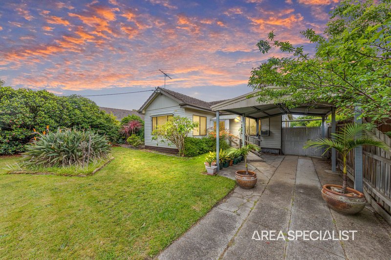 Photo - 70 Scotsburn Avenue, Clayton VIC 3168 - Image 3