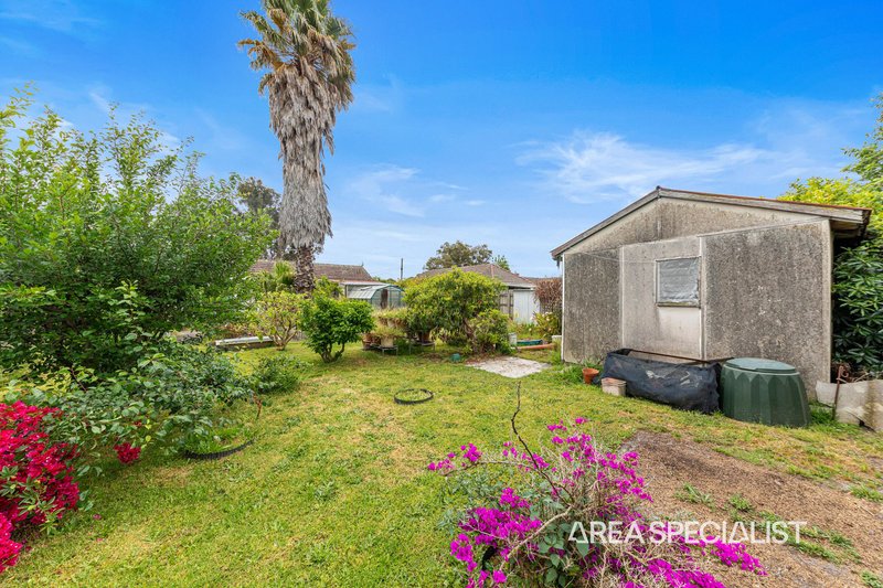 Photo - 70 Scotsburn Avenue, Clayton VIC 3168 - Image 11