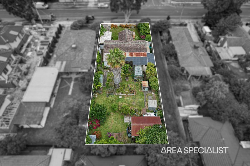 Photo - 70 Scotsburn Avenue, Clayton VIC 3168 - Image 14