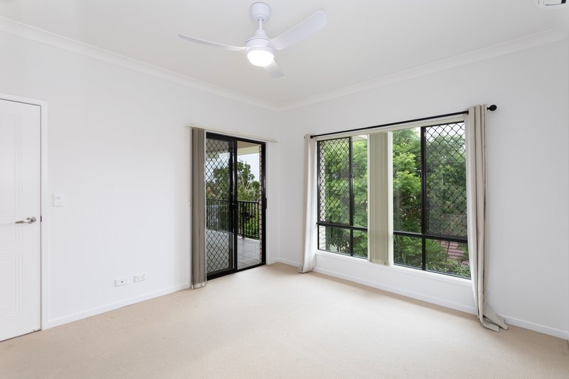 Photo - 70 Sea Eagle Drive, Burleigh Waters QLD 4220 - Image 8