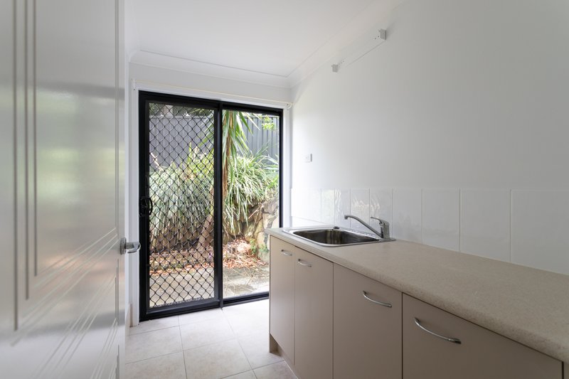 Photo - 70 Sea Eagle Drive, Burleigh Waters QLD 4220 - Image 17