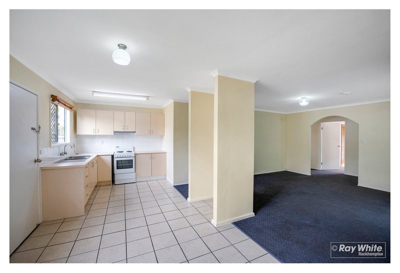 Photo - 70 Sheehy Street, Park Avenue QLD 4701 - Image 14