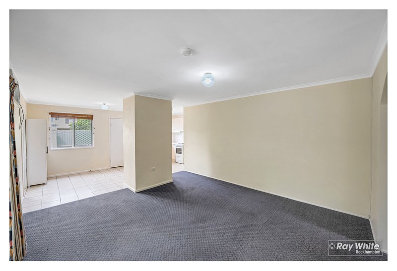 Photo - 70 Sheehy Street, Park Avenue QLD 4701 - Image 15